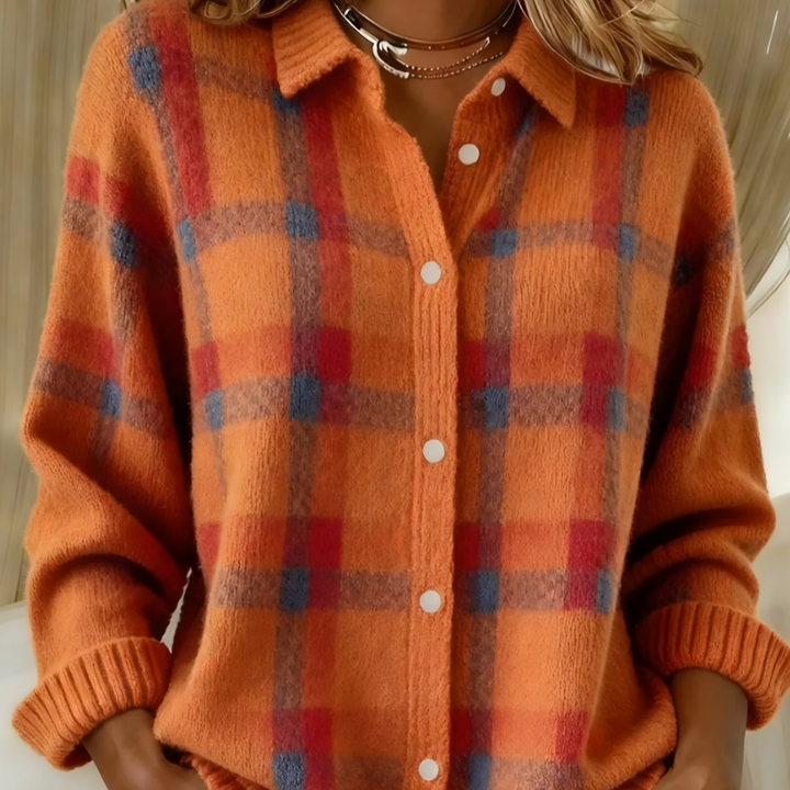 BEATA | Miękki sweter-kardigan w kratę