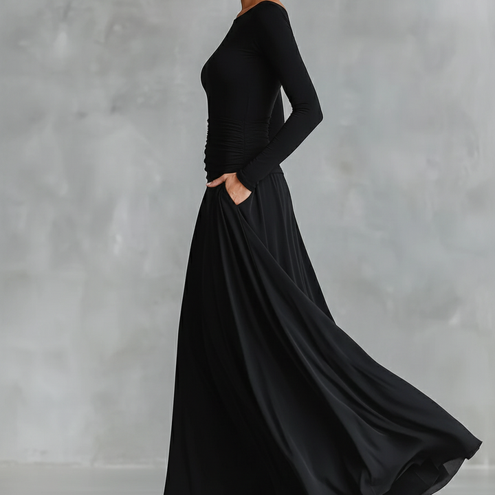 Rubi | Elegancka sukienka maxi, która nie opina i pięknie układa się na sylwetce 35+