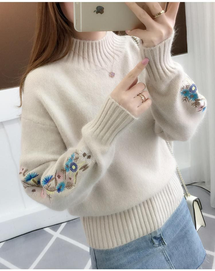 SACHA| Gruby sweter z dzianiny bawełnianej z kwiatowym haftem