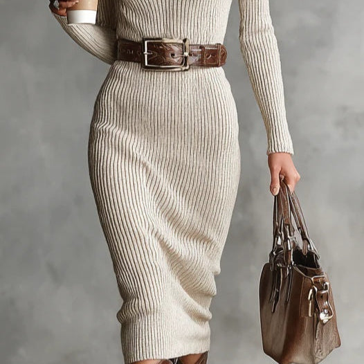 Gabriela | Dzianinowa sukienka midi z paskami i półgolfem
